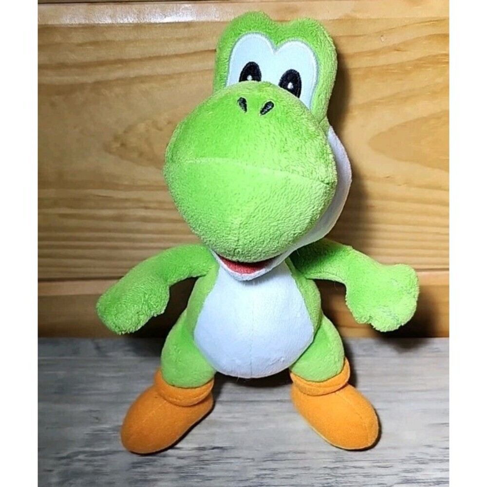 Super Mario World Plush Green Yoshi Stuffed Plush Animal Doll 9” Nintendo Game
